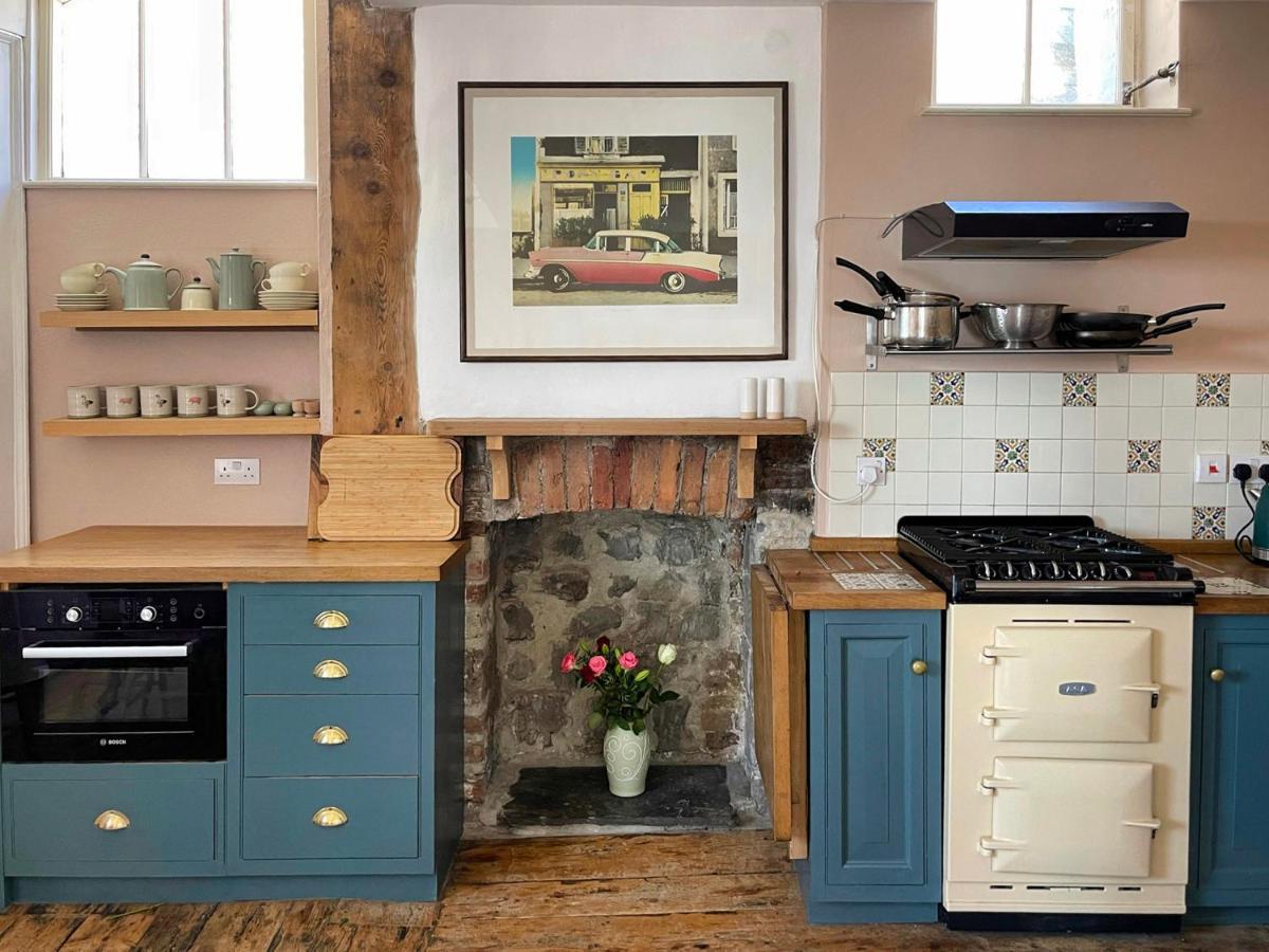 Bell Cliff House Villa Lyme Regis Bagian luar foto