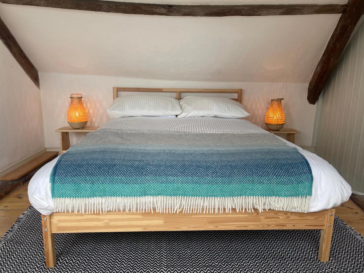 Bell Cliff House Villa Lyme Regis Bagian luar foto